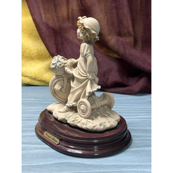Giuseppe Armani 1993 "Biking Around" Girl on Tricycle Figurine - Picture 7 of 9